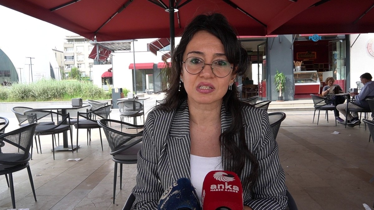 Uşaklı çocuklar kitap aldı, Adıyamanlı depremzede kız çocuklarına umut oldu   - Videolu Haber